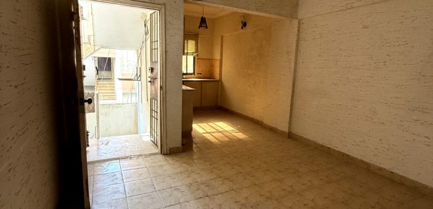 Unfurnished studio apartment for rent at chotta bukhari.