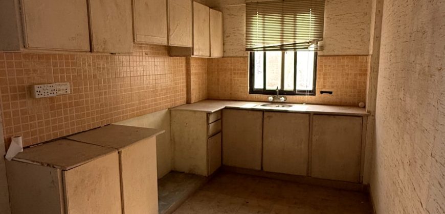 Unfurnished studio apartment for rent at chotta bukhari.