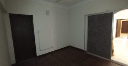 Beautiful 3 bed dd apartment with lift for rent at small bukhari near red apple.